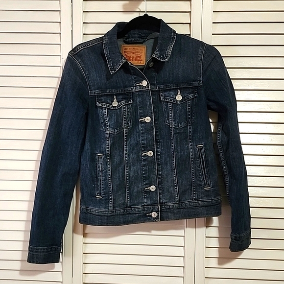 Levi's Medium wash trucker jacket Size Small - Picture 2 of 4